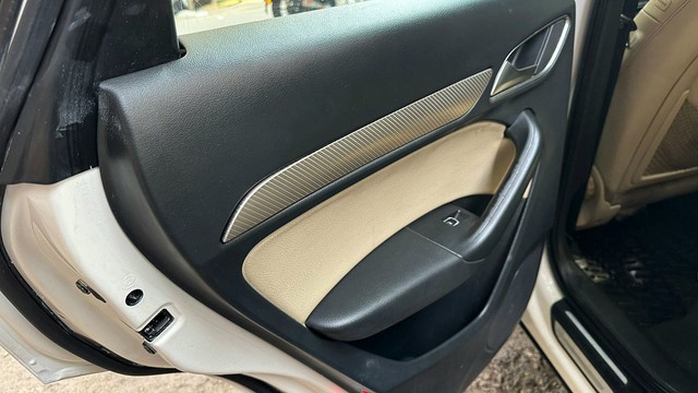 Second-hand 2016 Audi Q3 35 TDI Quattro Premium Plus for sale in New Delhi-10