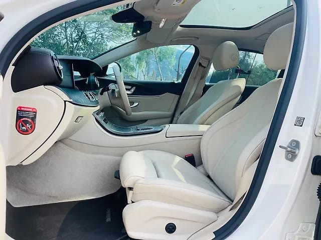 Second-hand 2022 Mercedes-Benz E-Class Exclusive E 220d BSVI for sale in Mumbai-9