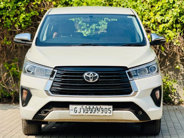 Toyota Innova Crysta 2.4 GX 7 STR AT Second-hand 2022 Toyota Innova Crysta 2.4 GX 7 STR AT for sale in Ahmedabad