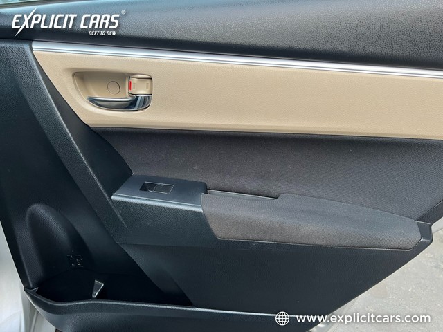 Toyota Corolla Altis 1.8 J Second-hand 2014 Toyota Corolla Altis 1.8 J for sale in Kolkata-12