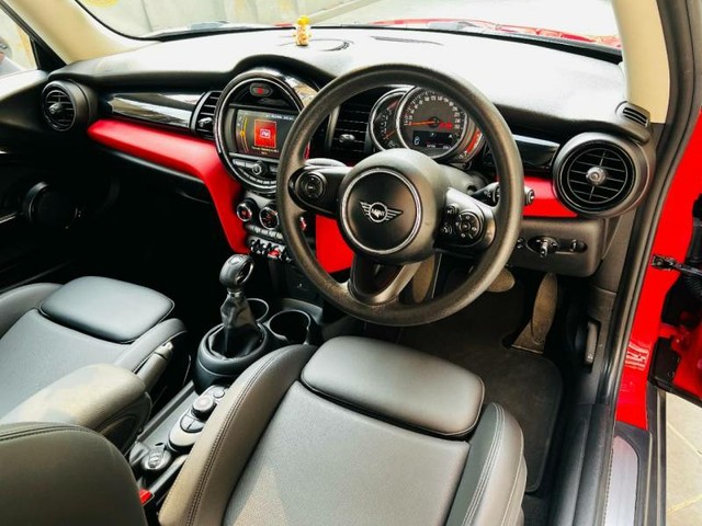 Second-hand 2019 Mini 3 DOOR Cooper D for sale in Pune-6