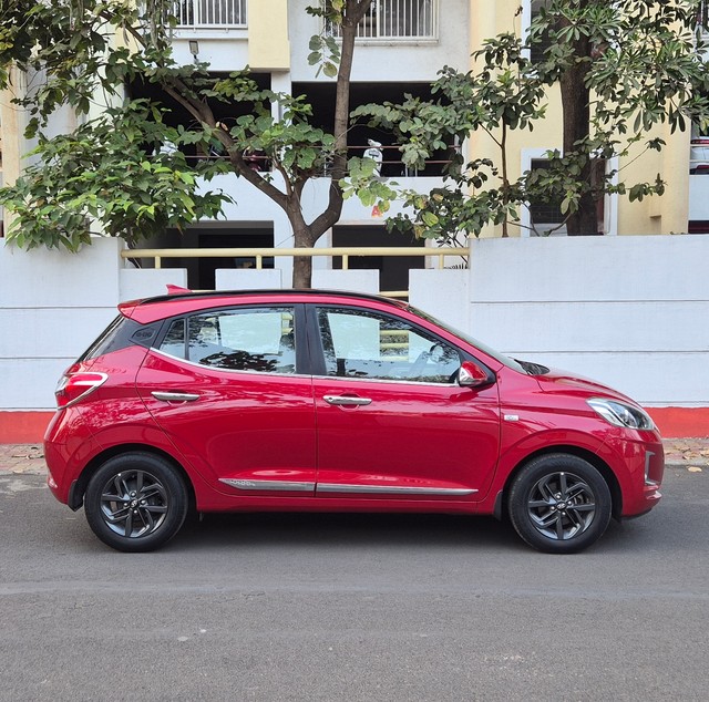 Second-hand 2020 Hyundai Grand i10 Nios AMT Sportz for sale in Pimpri chinchwad-1