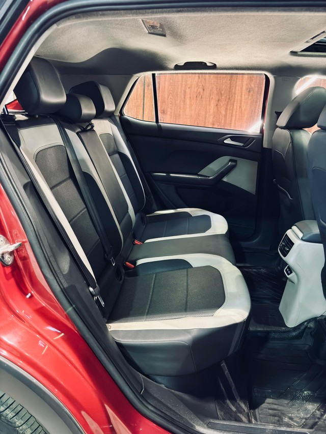 Second-hand 2022 Volkswagen Taigun 1.0 TSI Topline AT BSVI for sale in Madurai-12