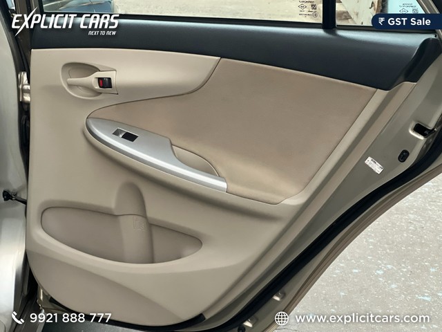 Second-hand 2011 Toyota Corolla Altis Diesel D4DJ for sale in Kolkata-11