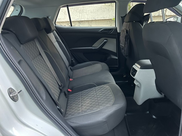 Second-hand 2023 Volkswagen Taigun 1.0 TSI Comfortline BSVI for sale in Kolkata-9