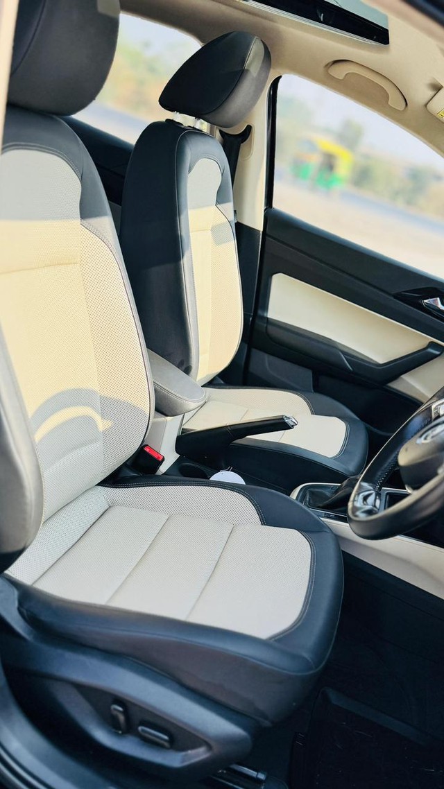 Skoda Slavia 1.0 TSI Style Second-hand 2024 Skoda Slavia 1.0 TSI Style for sale in Surat-7