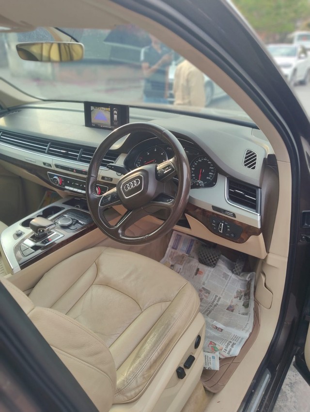 Audi Q7 45 TDI Quattro Premium Plus Second-hand 2016 Audi Q7 45 TDI Quattro Premium Plus for sale in New Delhi-12