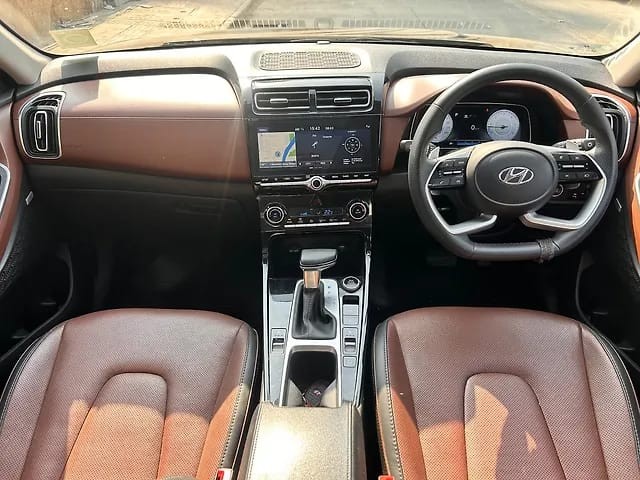 Second-hand 2022 Hyundai Alcazar Signature (O) Diesel AT BSVI for sale in Mumbai-8