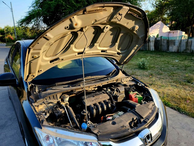 Second-hand 2015 Honda City i VTEC CVT VX for sale in New Delhi-32