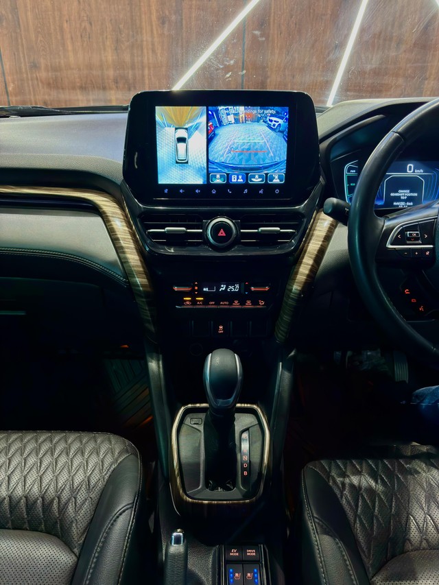 Second-hand 2022 Maruti Grand Vitara Alpha Plus Hybrid CVT BSVI for sale in Madurai-14