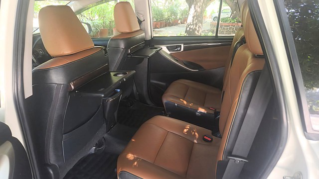 Toyota Innova Crysta 2.8 ZX AT BSIV Second-hand 2017 Toyota Innova Crysta 2.8 ZX AT BSIV for sale in New Delhi-12