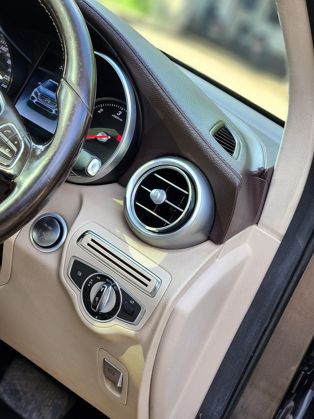 Second-hand 2016 Mercedes-Benz GLC 220d 4MATIC Sport for sale in New Delhi-13