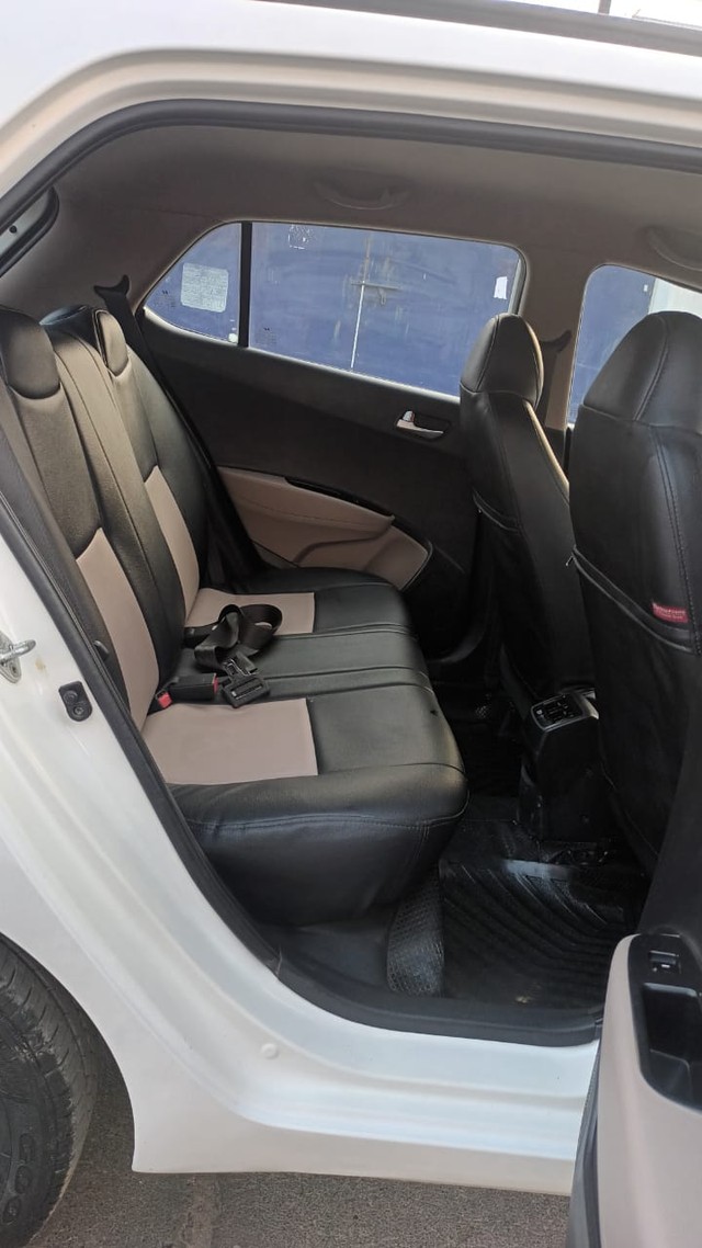 Hyundai Grand i10 Sportz Second-hand 2015 Hyundai Grand i10 Sportz for sale in Chennai-8