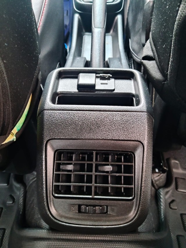 Second-hand 2024 Maruti Swift ZXi for sale in Chennai-17