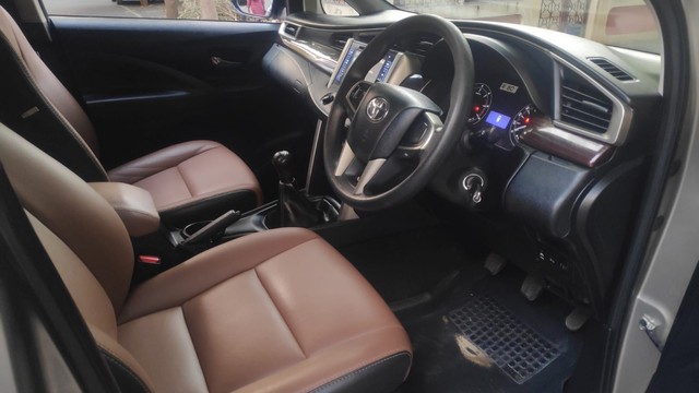 Second-hand 2019 Toyota Innova Crysta 2.4 G Plus MT 8S BSIV for sale in Bangalore-7