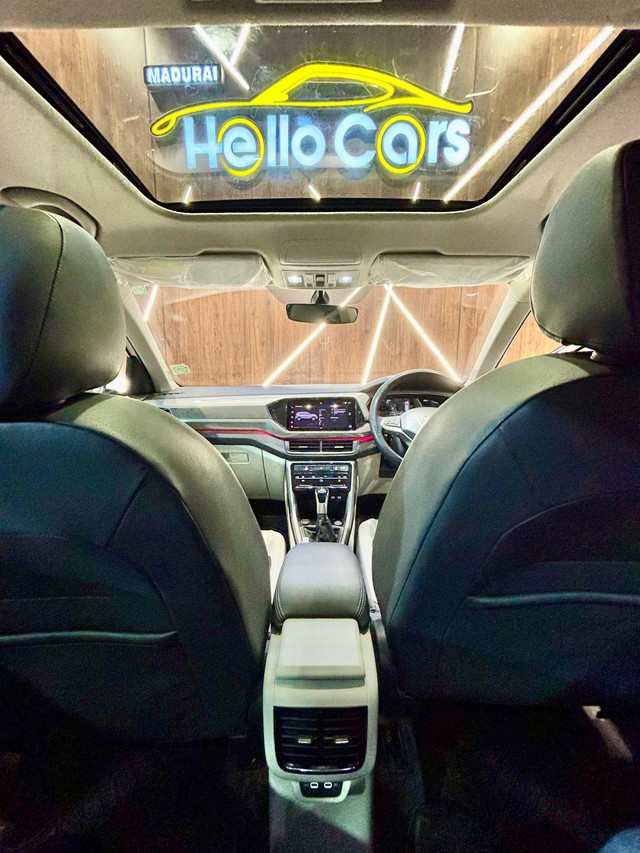 Second-hand 2023 Volkswagen Taigun 1.5 TSI GT Plus DSG for sale in Madurai-14