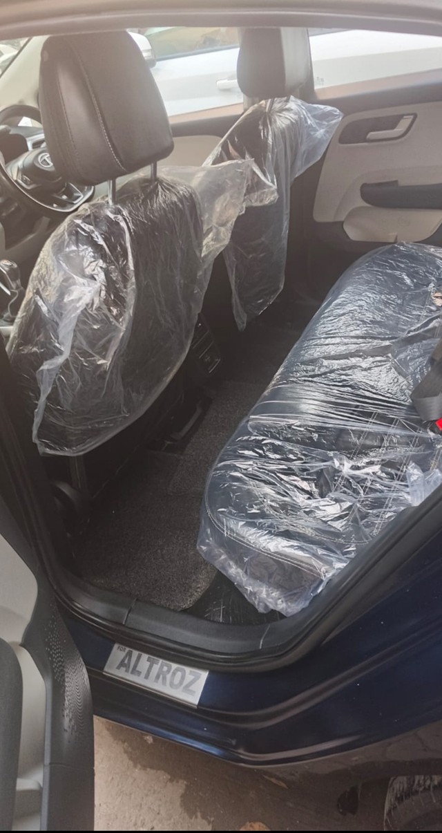 Tata Altroz XZ CNG Second-hand 2023 Tata Altroz XZ CNG for sale in New Delhi-5