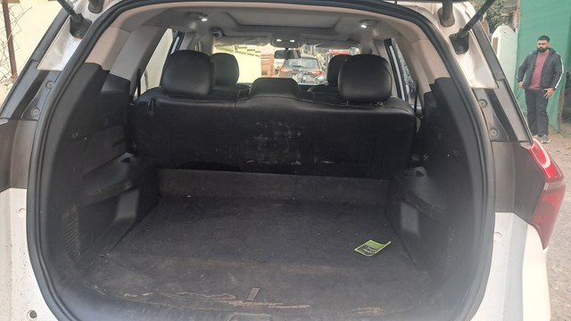 Second-hand 2023 Mahindra XUV700 AX5 BSVI for sale in Jabalpur-4