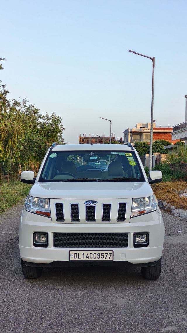 Mahindra TUV 300 T8 Second-hand 2015 Mahindra TUV 300 T8 for sale in Mohali