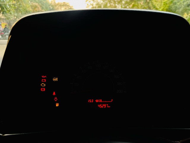 Second-hand 2021 Maruti Swift LXI BSVI for sale in New Delhi-11