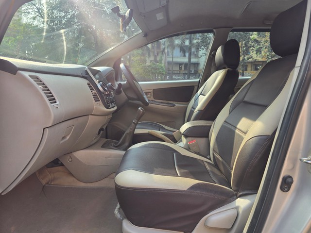 Second-hand 2014 Toyota Innova 2.5 G (Diesel) 7 Seater BS IV for sale in Mumbai-21