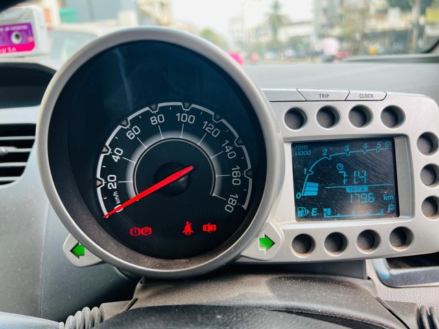 Second-hand 2012 Chevrolet Beat LT for sale in Vadodara-5