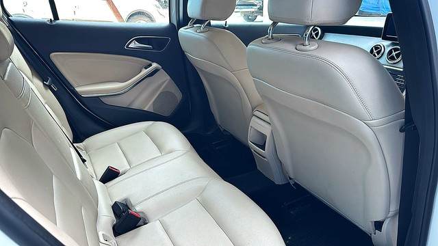 Second-hand 2016 Mercedes-Benz GLA Class 200 for sale in New Delhi-14