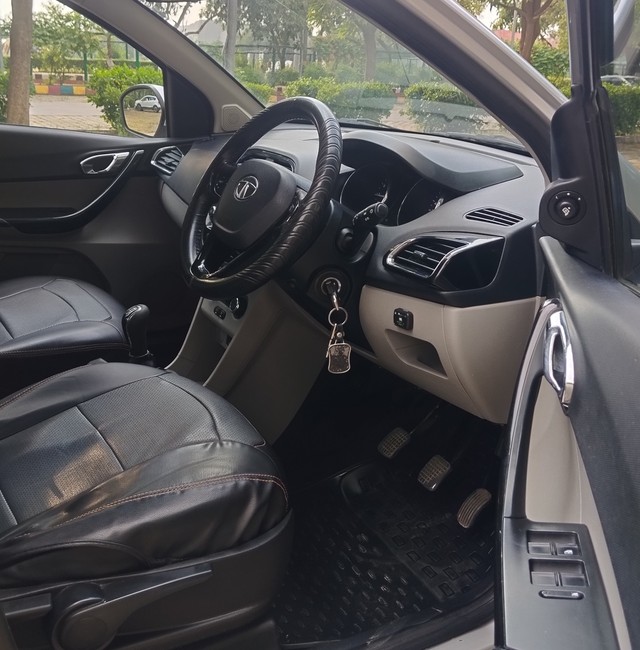 Second-hand 2019 Tata Tiago 1.2 Revotron XZ for sale in New Delhi-11