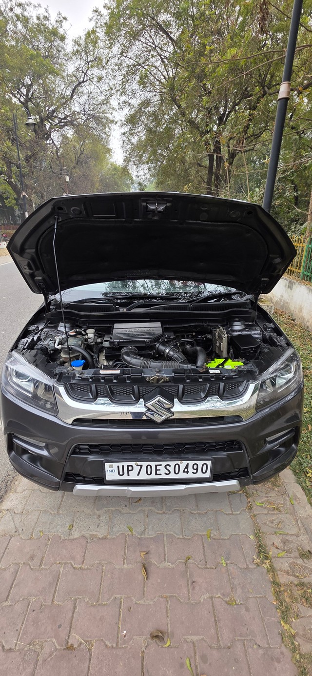 Second-hand 2018 Maruti Vitara Brezza VDi for sale in Allahabad-4