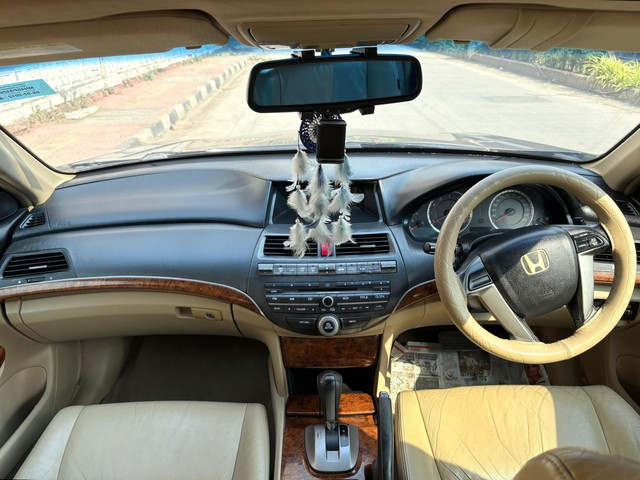 Honda New Accord 2.4 A/T Second-hand 2012 Honda New Accord 2.4 A/T for sale in Mumbai-6