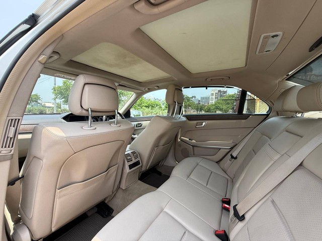 Second-hand 2016 Mercedes-Benz E-Class E 200 CGI for sale in New Delhi-6