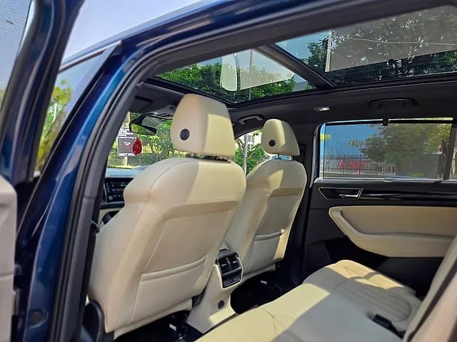 Second-hand 2022 Skoda Kodiaq L & K BSVI for sale in Mumbai-7