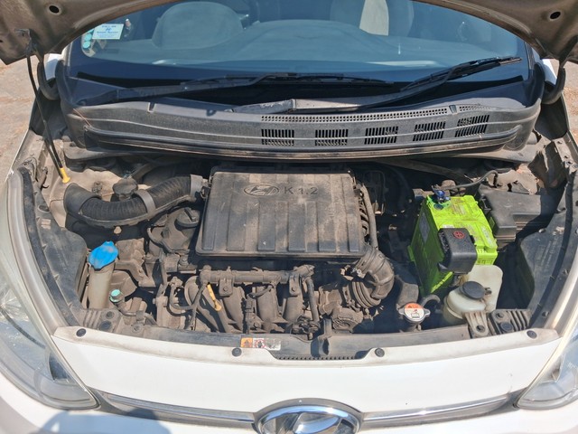 Second-hand 2014 Hyundai Grand i10 Asta for sale in Bangalore-5