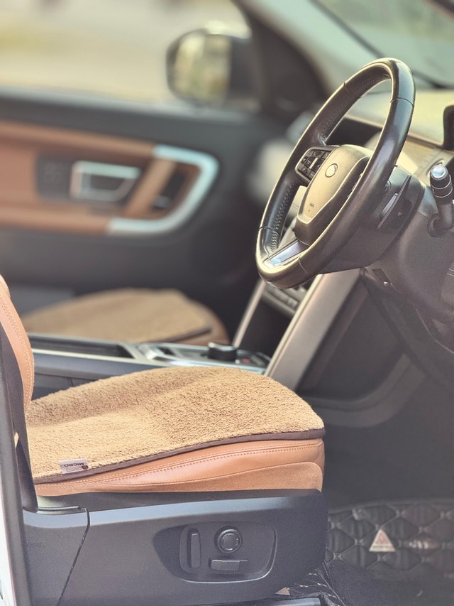 Land Rover Discovery HSE 3.0 TD6 Second-hand 2018 Land Rover Discovery HSE 3.0 TD6 for sale in Surat-6