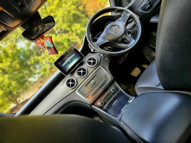 Second-hand 2016 Mercedes-Benz CLA 200 Sport Edition for sale in New Delhi-20