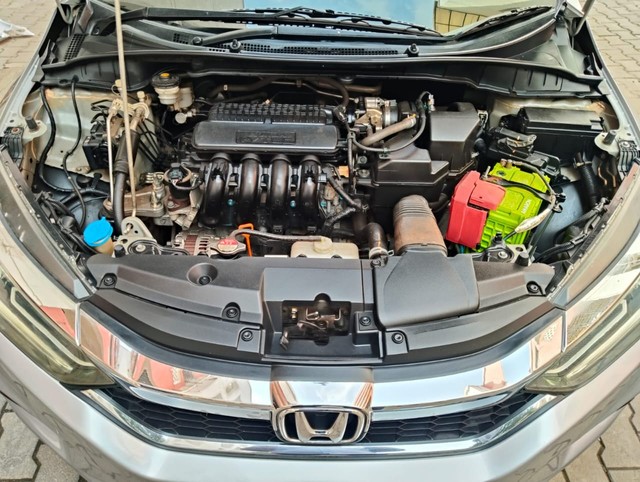 Second-hand 2021 Honda City V MT for sale in Chennai-11