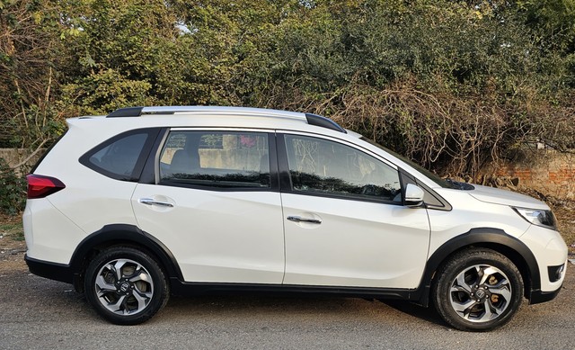 Second-hand 2019 Honda BR-V i-DTEC V MT for sale in New Delhi-1