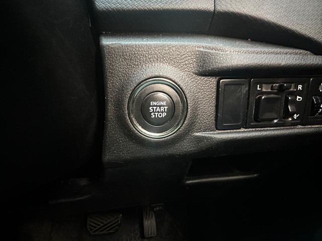 Second-hand 2018 Maruti Vitara Brezza ZDi Plus AMT for sale in New Delhi-5