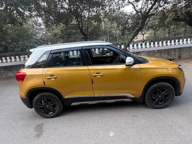 Second-hand 2018 Maruti Vitara Brezza ZDi Plus AMT for sale in New Delhi-1