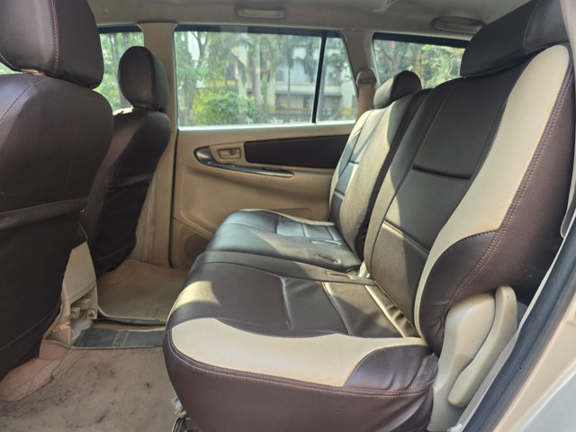 Second-hand 2014 Toyota Innova 2.5 G (Diesel) 7 Seater BS IV for sale in Mumbai-29