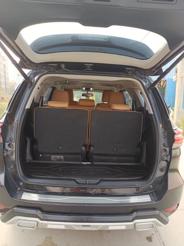 Toyota Fortuner 4X4 Diesel Second-hand 2023 Toyota Fortuner 4X4 Diesel for sale in Hyderabad-14