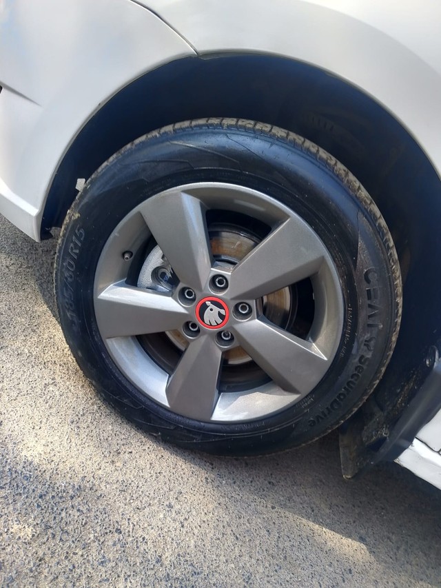 Second-hand 2017 Skoda Rapid 1.6 MPI Ambition BSIV for sale in Jabalpur-7