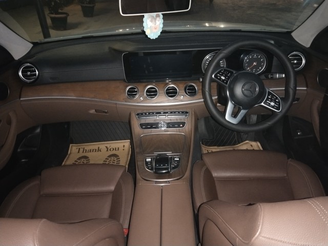 Second-hand 2019 Mercedes-Benz E-Class Expression E 200 BSIV for sale in New Delhi-12