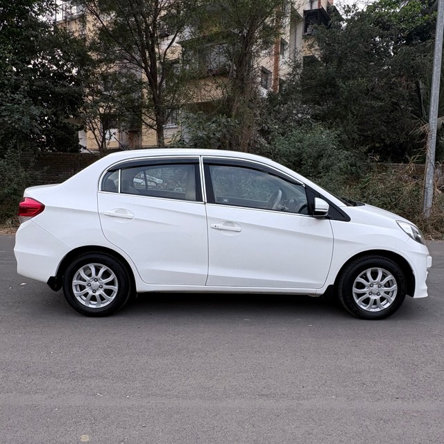 Second-hand 2015 Honda Amaze VX i-Vtech for sale in Pune-1