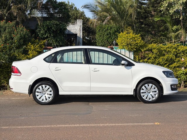 Second-hand 2015 Volkswagen Vento 1.5 TDI Comfortline for sale in Kolhapur-1