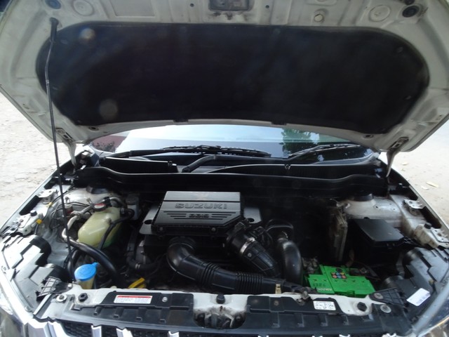 Second-hand 2016 Maruti Suzuki Vitara Brezza VDi for sale in Kolkata-3