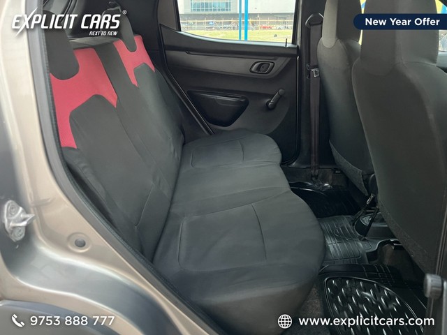 Second-hand 2017 Renault KWID 1.0 RXL for sale in Kolkata-14