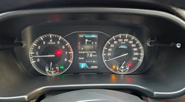 Second-hand 2023 Maruti Suzuki Brezza Zxi AT for sale in New Delhi-12