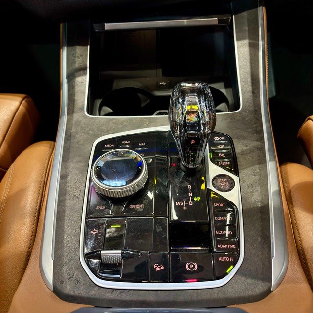 Second-hand 2021 BMW X5 xDrive 30d xLine for sale in Madurai-13