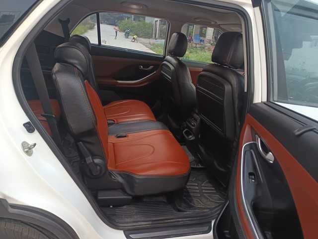 Second-hand 2024 Hyundai Alcazar Prestige 7-Seater Diesel for sale in Hyderabad-10